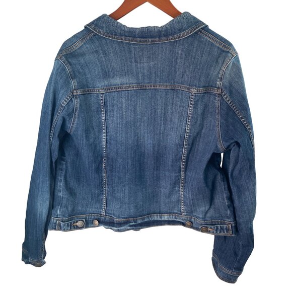 Torrid Women's Stretch Denim Trucker Jean Jacket Sz 2 2X Medium Wash Distressed - Picture 2 of 8